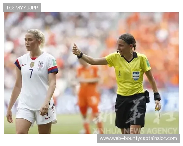 法甲裁判执法一致性争议回顾：技术辅助与人为判断平衡之道